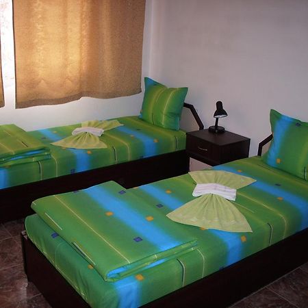 Georgievi Guest House Pomorie Exterior photo