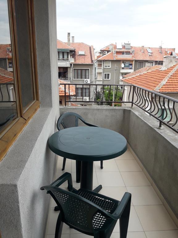 Georgievi Guest House Pomorie Exterior photo