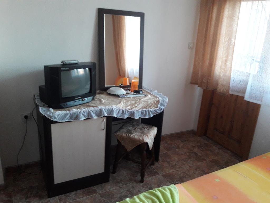Georgievi Guest House Pomorie Exterior photo